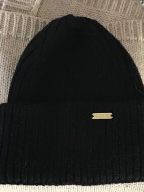 Steve Madden  Cuff Beanie Hat (New)